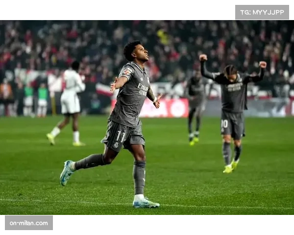 马竞主场响起巨大嘘声，抗议裁判未判罚点球